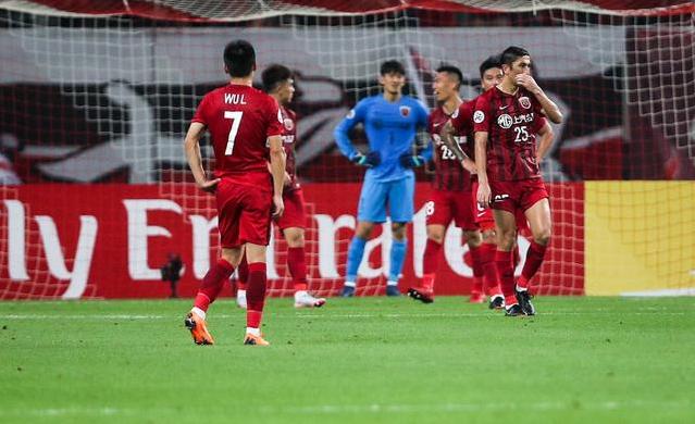  曼联锋霸打破球荒，滕哈赫变阵收获奇效  