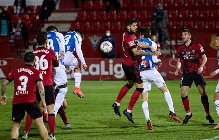  卡昂主场球迷冲突事件引发广泛关注